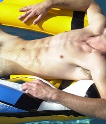 to float 5ca646c1d4ce0.jpg