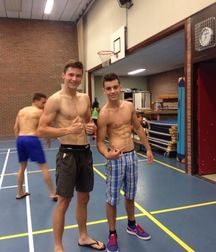young straight athletic boys 5cae3e8a3d032.jpg