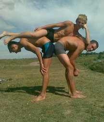 young straight athletic boys 5cae3ee8bd4c4.jpg