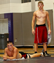 young straight athletic boys 5cae3ef147fa0.jpg