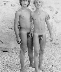 very old friendships 5cae4006cf0e9.jpg