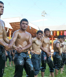 the sexy Turkish fight 5cb09297d351a.jpg