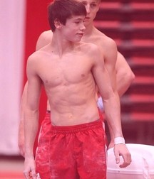 artistic gymnastics: strength and beauty 5cb180892c214.jpg