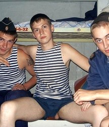 opss! you see something 5cb5f419574a1.jpg