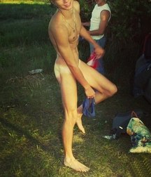 voyeurism (Straight Boys) 5cb6b2c366ae2.jpg
