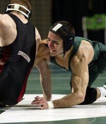 fight and wrestlers 5cbc30bf74551.jpg