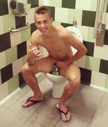 sitting on the toilet bowl 5cbc314bcd654.jpg