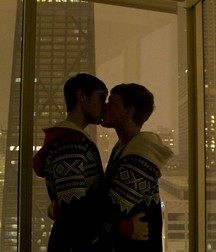 delicate kisses of love 5cbc31b5bc515.jpg