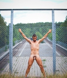 inside the fence 5cbd56bf3e0be.jpg