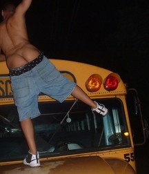 straight boys on the bus 5cbf692ac7c41.jpg
