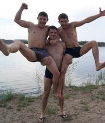 young straight guys 5cc3f8953d6ea.jpg