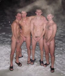 the timidess of straight guys 5cc5e9edf0da4.jpg