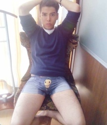 the pleasure of watching boys 5cc721c7ee00b.jpg