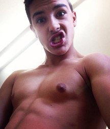 young male beauty 5ccc4a5b5e340.jpg