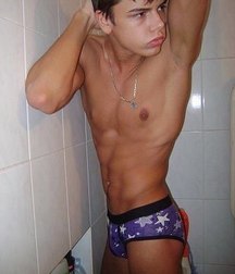 young male beauty 5ccc4a6201621.jpg