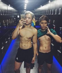 I do selfies with friends 5ccd1f7ad537d.jpg