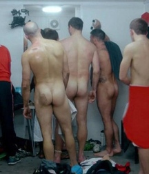 locker room  (Voyeur-Straight Boys) 5cd6936c17558.jpg