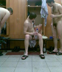 locker room  (Voyeur-Straight Boys) 5cd693736d5a4.jpg