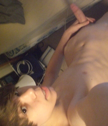naked and beautiful boys 5cd69453d1b15.jpg