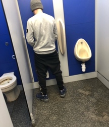 I pee in the urinal 5cd9d38b195cf.jpg