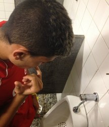 I pee in the urinal 5cd9d391cd255.jpg