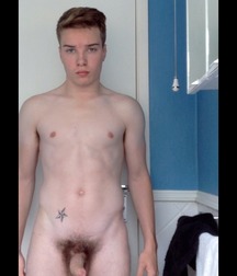 simply naked boys 5cdbb894d66d4.jpg