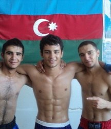 three friends 5cdbb97a811d7.jpg