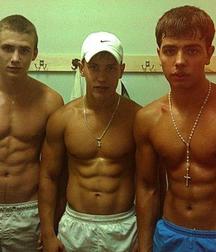 three friends 5cdbb99bc6fef.jpg
