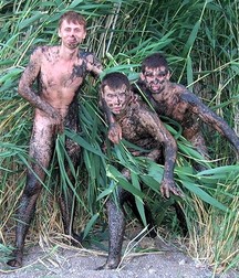 dirty with mud 5cdda9b2ea588.jpg