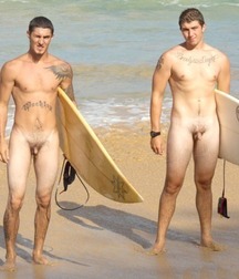 surf lovers 5cddaa263aaa5.jpg