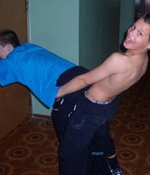 play with friends 5ce03aa5a1d43.jpg