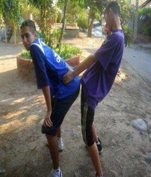 play with friends 5ce03aab7aca6.jpg