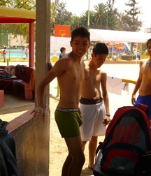 Friends 5ce03b7ce683a.jpg