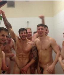 straight guys in the shower 5ce231edaab29.jpg