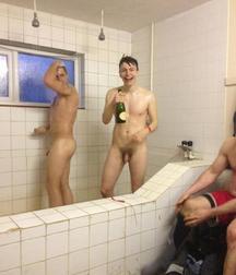 straight guys in the shower 5ce231fe480e6.jpg