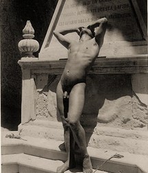 old photographs of his grandfather 5ce232b29dc84.jpg