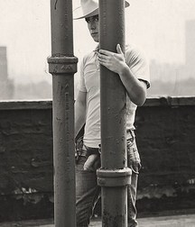 old photographs of his grandfather 5ce232dd5290a.jpg