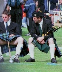 that strange Scottish custom 5ce42bc3deeef.jpg
