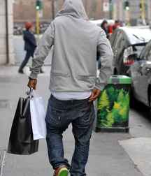 pull up your pants 5ce42c0065920.jpg
