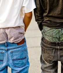 pull up your pants 5ce42c01a2134.jpg