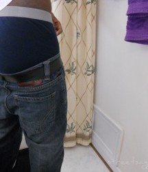 pull up your pants 5ce42c1196a65.jpg