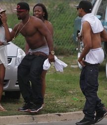 pull up your pants 5ce42c154c85a.jpg