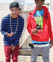 pull up your pants 5ce42c1688c8f.jpg