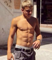 pull up your pants 5ce42c18f3404.jpg