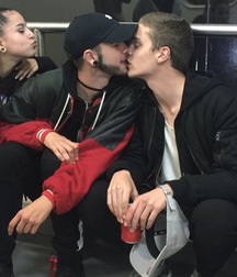 boys prefer boys 5ce80995a8d10.jpg