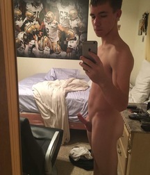 selfies  5cec34045cfa1.jpg