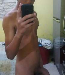 selfies  5cec3426baec0.jpg