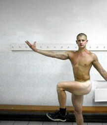 indiscreet look in the locker room 5cec34da114f2.jpg