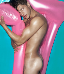 float naked 5ceed84dd573e.png