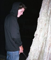I absolutely have to pee 5cf567ed79025.jpg